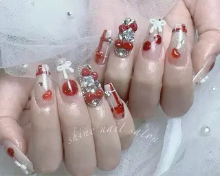 ネイル shineジェル& チップ長さだしのネイルデザイン