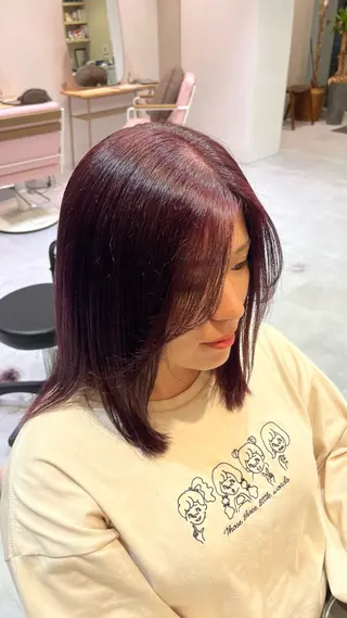 カラー Riku 艶カラーのヘアスタイル