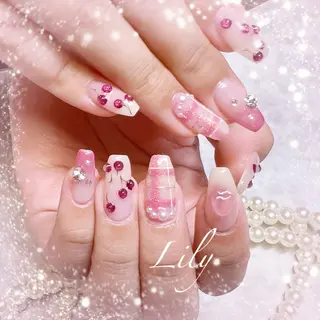 ネイル Nailsalon Lilyのネイルデザイン