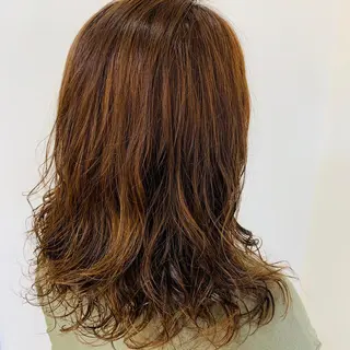 セミロング パーマ 🫧ウルフカット/ 畑中結衣🫧のヘアスタイル