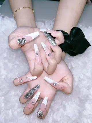 ネイル 💜MIYA nail川崎店のネイルデザイン