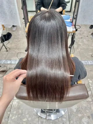 セミロング 髪質改善縮毛矯正 指名No.1👑のヘアスタイル