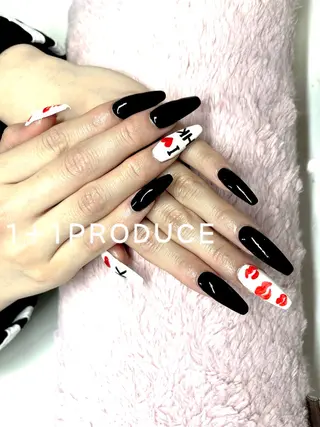 ネイル 1+1 PRODUCEのネイルデザイン