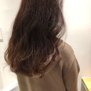 ロング 上平 綾菜のヘアスタイル