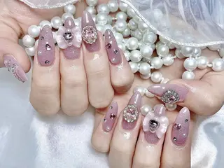 ネイル Hanya 🌈のネイルデザイン