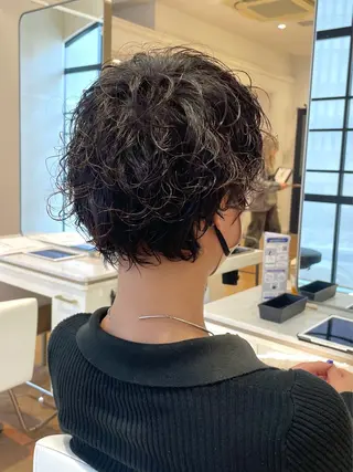 ショート パーマ ELLE salon サエのヘアスタイル