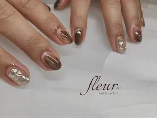 ネイル atore つかさのマツエク・マツパデザイン