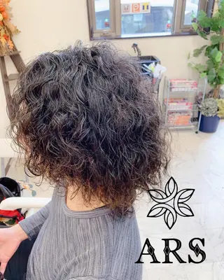 セミロング あるす美容室所属・あるす 美容室のヘアスタイル