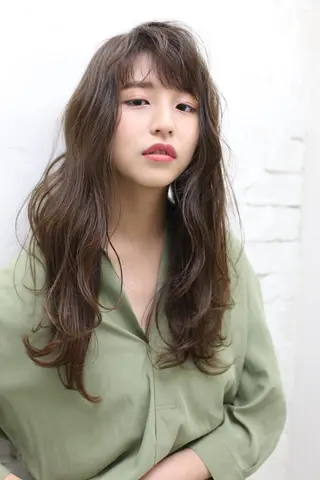 ミディアム atelier      Charmemu所属・𝕋𝕆ℙアイリスト sanaeのマツエク・マツパデザイン