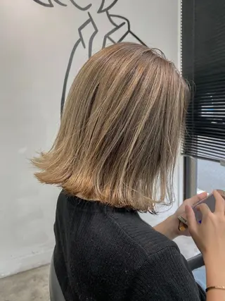 セミロング カラー 海外デザイン🇺🇸 石渡諒太のヘアスタイル