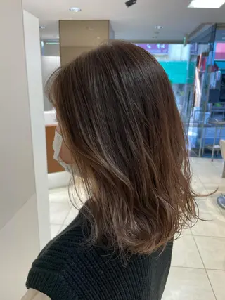 ミディアム カラー ヘアアレンジ 【Sweep】おじま のぞみのヘアスタイル