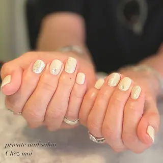 ネイル KOMINE TOMOKOのネイルデザイン