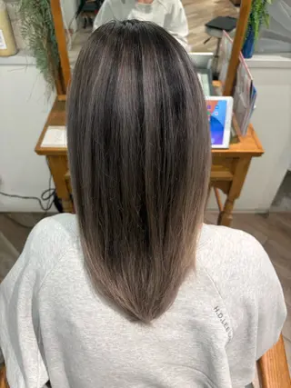 セミロング カラー 鮫島 海斗のヘアスタイル