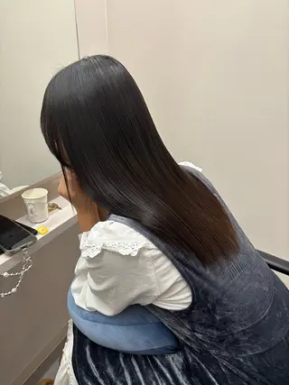 セミロング と きのヘアスタイル