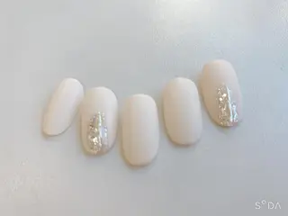 ネイル 【尾下】 ロイヤル•セラピストのネイルデザイン