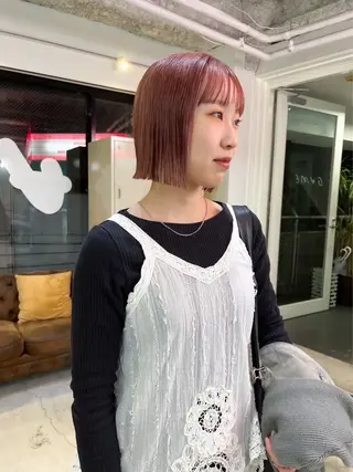 ミディアム カラー 高明度ハイトーン× ショート/莉音🧤のヘアスタイル