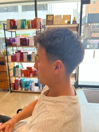 ショート メンズ Men's特化✂️ カンタロウ   横浜の眉毛・アイブロウイメージ