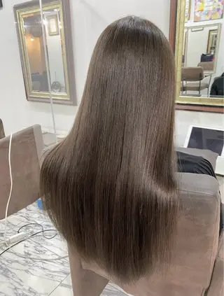 ロング カラー 👑圧倒的カラー👑 佐々木祐希のヘアスタイル