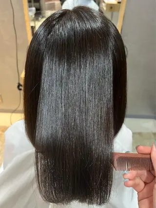 ミディアム Inity所属・Inity 新谷茉璃のヘアスタイル