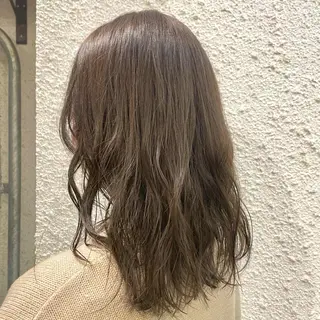 ミディアム カラー ヘアアレンジ 🎀ダブルカラーレイ ヤーyuuri🎀のヘアスタイル