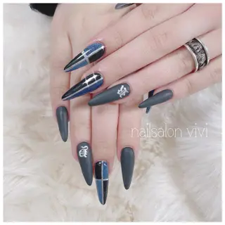 ネイル ＶＩＶＩ nailsalonのネイルデザイン