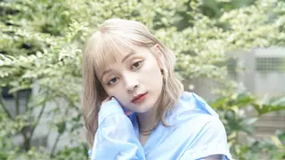 ミディアム yelm所属・🫒オリーブカラー ミディアムレイヤー✨のヘアスタイル