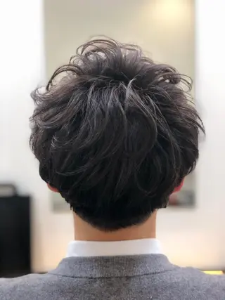パーマ メンズ H by Real meのヘアスタイル