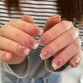 ネイル Ami 🦥のネイルデザイン