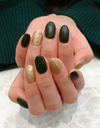 ネイル 會田 瑠衣のネイルデザイン