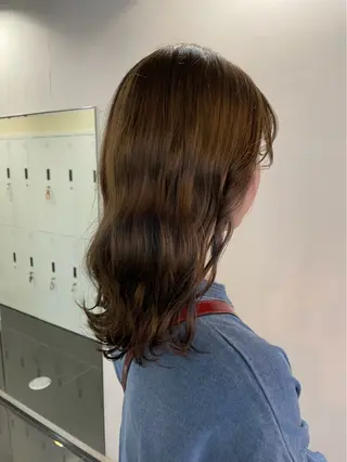 セミロング ダブルカラーベージュ カラー/tuburaのヘアスタイル