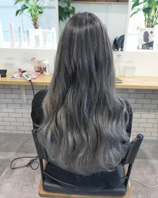 ロング カラー JIL BLAN 京都所属・RU RIのヘアスタイル