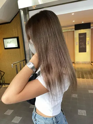 セミロング 透明感カラー特化/ 顔まわり特化/辻部のヘアスタイル