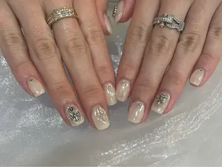 ネイル amiLe 🎀yuunaのネイルデザイン