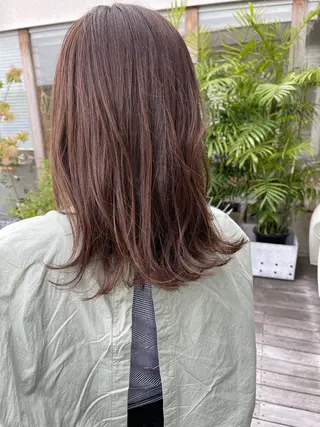 セミロング 市川 瞳のヘアスタイル