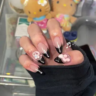 ネイル yuna@ mavie練習生☘️のネイルデザイン