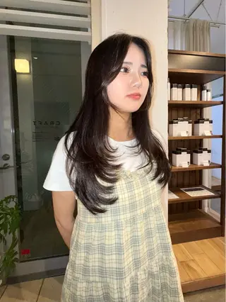 ロング YURiA レイヤー🫧暖色のヘアスタイル