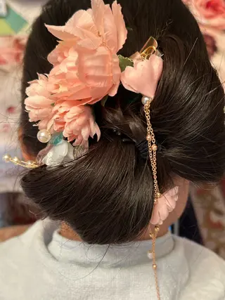 セミロング 近藤 麻子のヘアスタイル