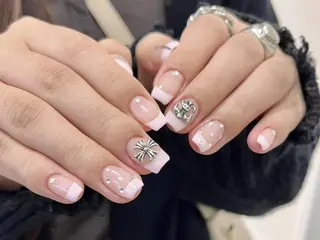 ネイル na🎀🎀na ちゅるちゅるのネイルデザイン