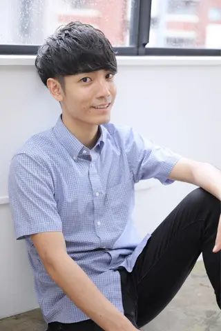 ショート パーマ メンズ 吉岡 昌吾のヘアスタイル