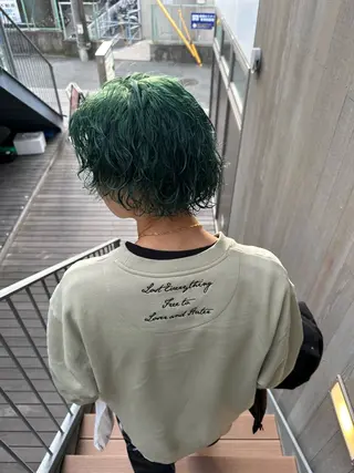 ショート カラー パーマ 似合わせレイヤー 海外風レイヤーmioのヘアスタイル