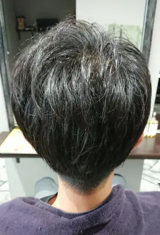 ショート CALTY JAPAN所属・安藤 博昭のヘアスタイル