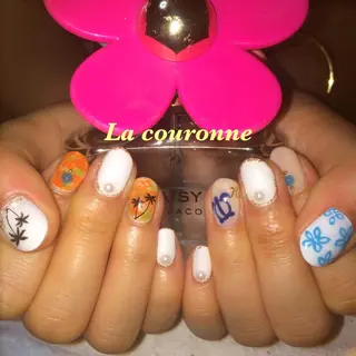 ネイル Lacouronne NATSUMIのネイルデザイン