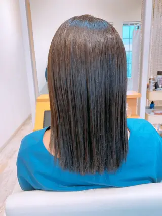 ミディアム カラー Design Color🐰アユミのヘアスタイル