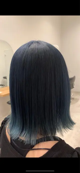 ミディアム カラー サロウィン(SALOWIN)原宿iori店所属・れい🫧 ハイトーン特化のヘアスタイル