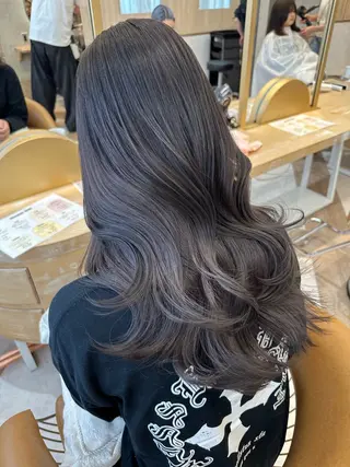 ロング カラー 荻野 峻輔/レイヤー /透明感カラーのヘアスタイル