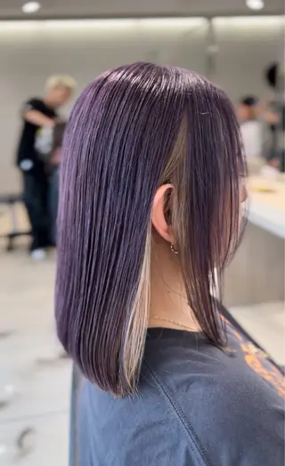 セミロング カラー 巖本 真希のヘアスタイル