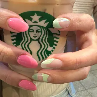 ネイル 佐藤 穂乃香のネイルデザイン