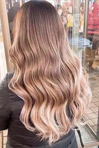 セミロング カラー 💎ルフレ歌舞伎町 💎プルエクステのヘアスタイル