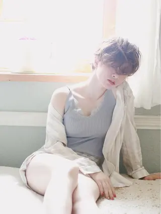 ショート アンブレラカラー💫 フェイスフレーミングのヘアスタイル