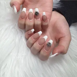 ネイル thea.7 【テアナ】のネイルデザイン